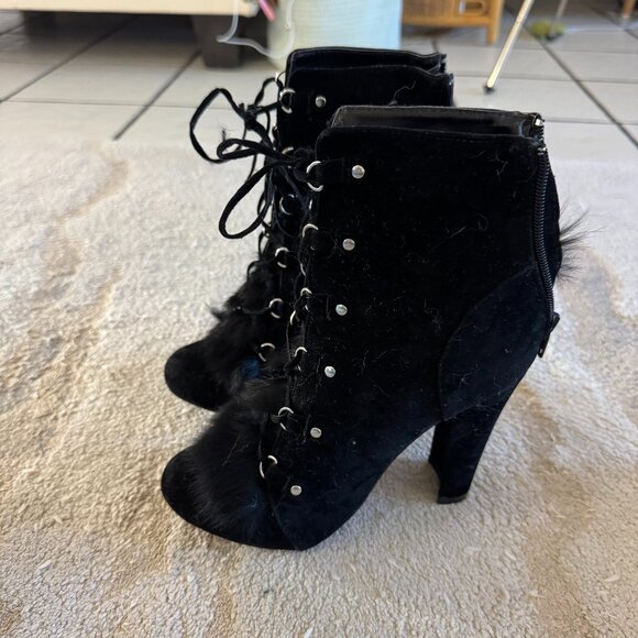 Black Velvet & Silver Lace Up Fur Zipper Women's Bootie Heels sz 6.5 - Picture 1 of 4